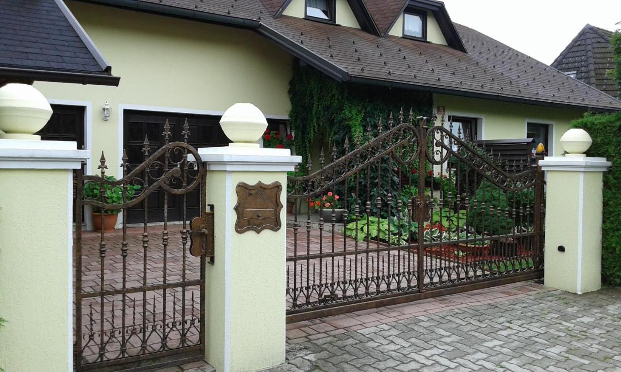 Apartma Golob Zgornja Kungota Esterno foto